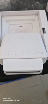 Ubiquiti switch-flex 5 port - 2