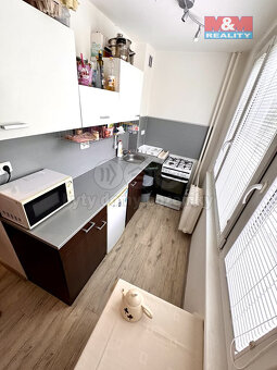 Pronájem bytu 2+1, 58 m², Pardubice, ul. Družby - 2