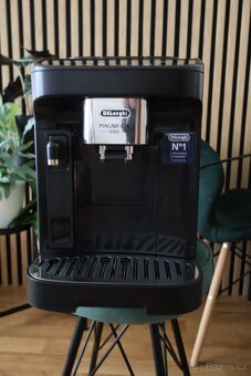 Automatický kávovar De’Longhi Magnifica Evo - 2
