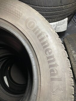 Zimní pneumatiky Continental 215/65/17 - 2