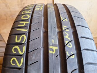 Prodám letní pneu 225/40/18 Continental - 2