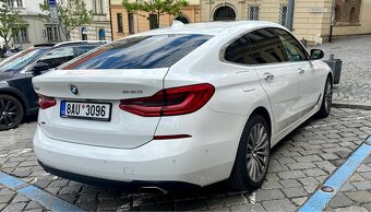 BMW 640i x-drive, 110t km, plná výbava, po servisu - 2