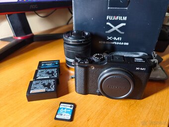 Fujifilm X-M1 + Fujinon XC 16-50mm f/3.5-5.6 OIS II - 2