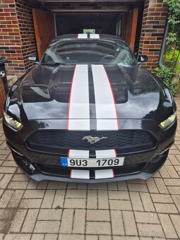Ford Mustang 3.7 - 2