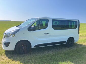 Opel vivaro - 2