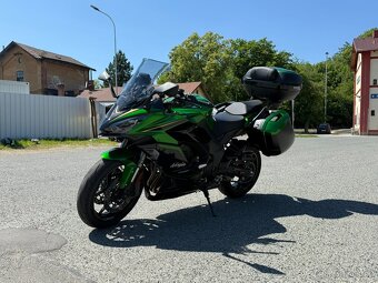Kawasaki Ninja 1100SX SE Tourer - 2