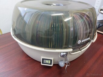 Elektricky organizer / poradac na CD-DVD media - 2