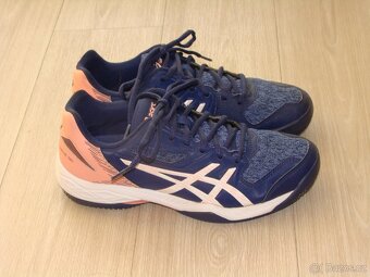 Sportovní boty zn. ASICS, vel.38 a 38,5 - 2
