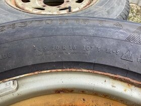 VW Amarok kola. - 2