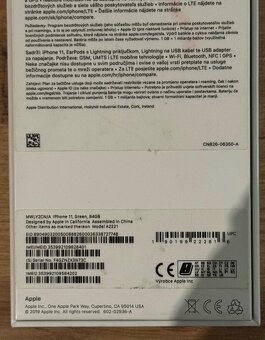 Apple iPhone 11 64GB - 2