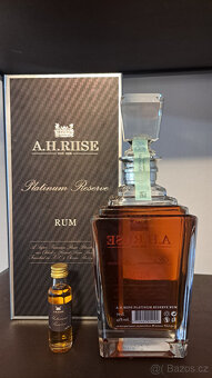 A.H. Riise Platinum Reserve + originální miniatura - 2