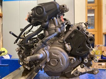 Motor DUCATI Monster 937 2021-2025 - 2