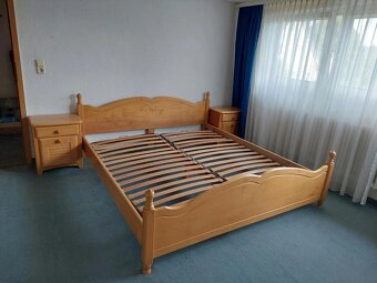 Klasická masivní ložnice (3473) - 2
