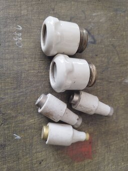 Porcelánové pojistky retro . - 2