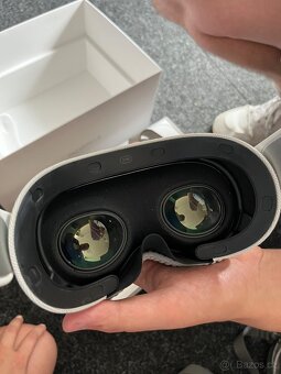 Apple Vision Pro 256GB - 2