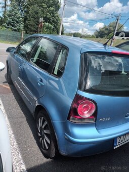 VW Polo 1.4i 16V 9N 2006 Poškozený motor - 2