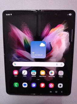Samsung fold 3 - 2