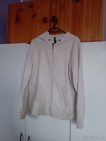 Béžová mikina na zip s kapucí (H&M)
 - 2