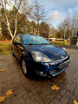 Ford fiesta - 2