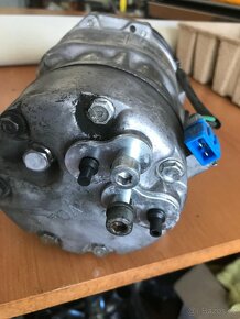 Kompresor klimatizace SEAT Alhambra 2 rok výroby 2006 - 2