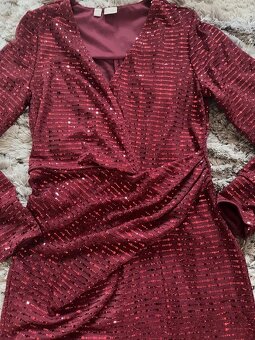 Společenské krásné šaty s odlesky vel 36/38, nové - 2