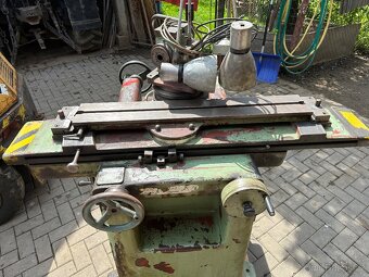 Nástrojová bruska BN102 - 2