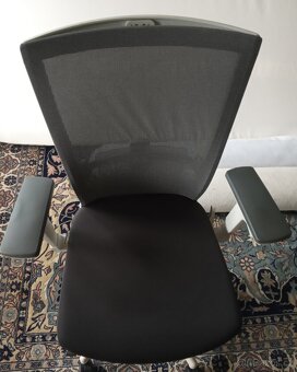Kancelářská židle - 2