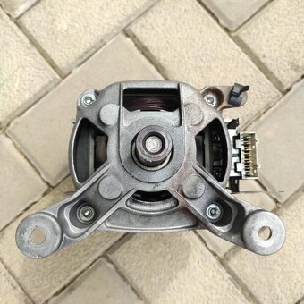 Motor pračky - Zánovní uhlíky - MCA 45/64-148/WHE12 - 2