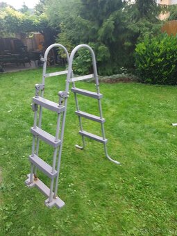 Nadzemní ovalný  bazén Bestway komplet s příslušenstvím - 2