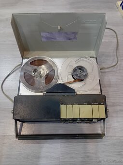Páskový magnetofon UHER 4000 - 2