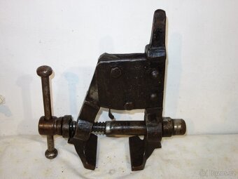 Veliký kovářský svěrák, svěrka - 2