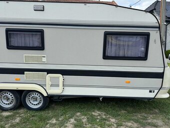 Obytný karavan - 2