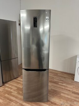 Lednice s mrazákem LG (102) - 2