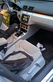 Kompletní sedačky s bočnicema a opěrkou passat b6 - 2
