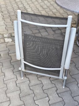 Prodám stůl a zahradní židle - 2