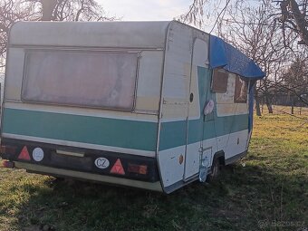 Obytný karavan - 2