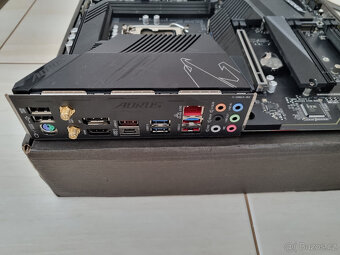 ASUS ROG STRIX B450-E GAMING - 2