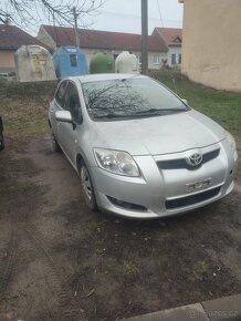 Toyota Auris 93kw disel - 2