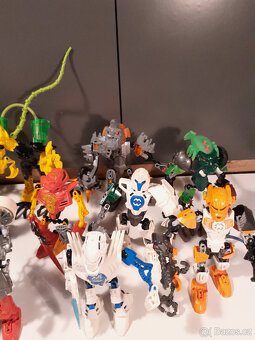Lego Sada - 16x Hero Factory Furno, Rocka, Stringer, Ogrum + - 2