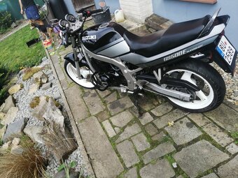 Suzuki GS 500 - 2