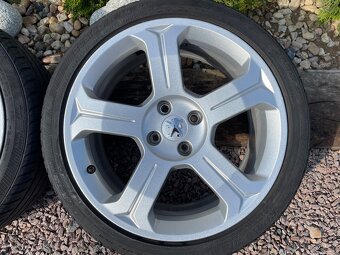 Originální sada disků Peugeot 4x108 R18 - 2