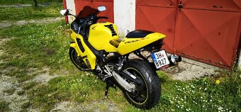 Honda CBR 600 F - 2