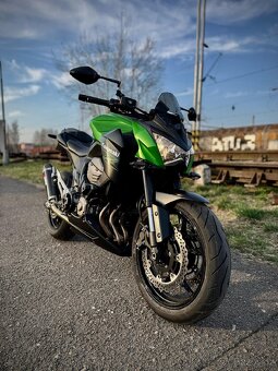 KAWASAKI Z800 - 2