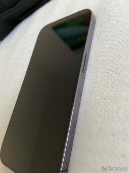 K dispozici v září – iPhone 14 Pro 128 GB, Dark Purple - 2
