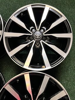 5x114,3 R18 Toyota Corolla 2019+ Alu disky - TOP STAV - 2