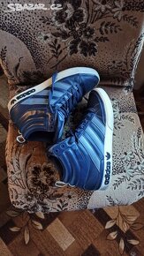 Adidas kotníkové tenisky vel 40 a půl - 2