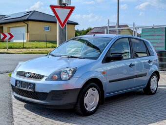 FORD FIESTA 1.4i 59kW 2007 POUZE 74 378KM - 2