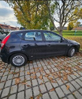 Hyundai i30 benzin 1.4 rok 2009 nová STK NAJETO 190tis km - 2