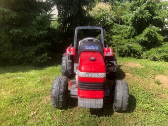 PEG PÉREGO Šlapací traktor - 2