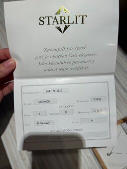Zlatý minimalistický náhrdelník s diamantem briliantem - 2